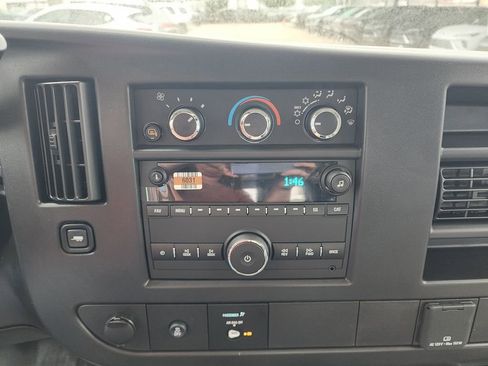 New 2026 GMC Savana 2500 RWD image 26