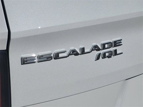 New 2026 Cadillac Escalade IQL Sport 2 w/ LPO, Floor Liner Package image 8