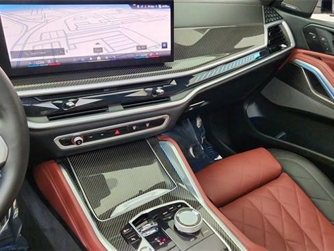 Used 2025 BMW X6 M60i image 44