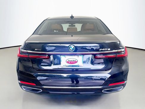 Used 2022 BMW 745e xDrive w/ Premium Package AWD/4WD image 6