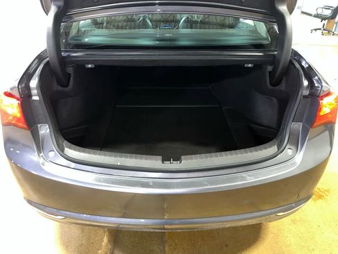 Used 2020 Acura TLX w/ Technology Package image 29