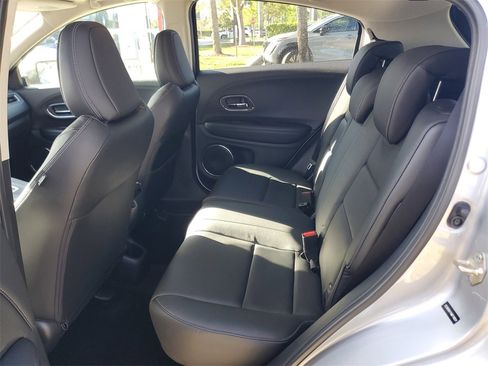 Used 2019 Honda HR-V EX-L image 10