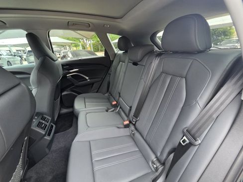 New 2025 Audi Q5 Premium Plus image 12