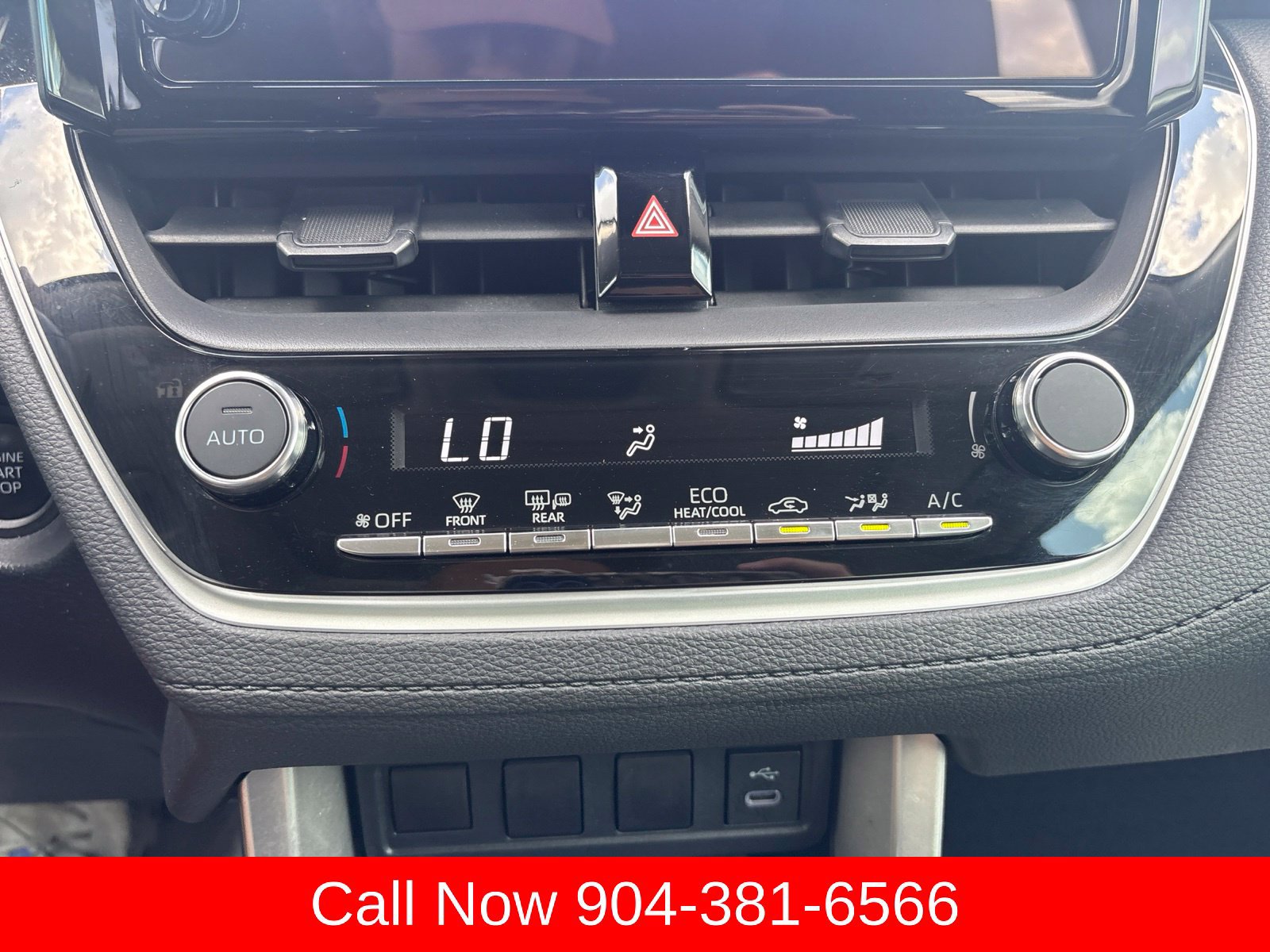 Used 2024 Toyota Corolla Cross LE w/ Moonroof Package FWD image 26