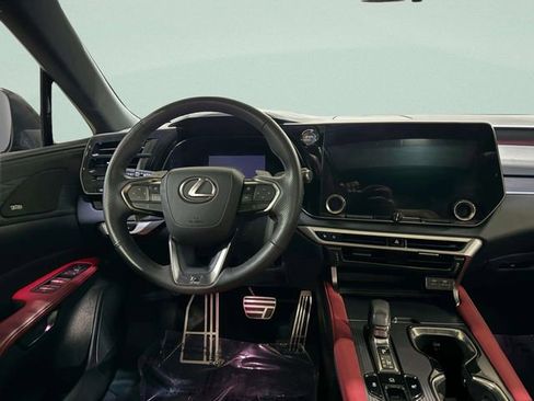 Used 2024 Lexus RX 500h F Sport w/ Convenience Package image 13