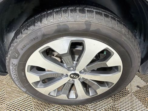 Used 2020 Kia Telluride S FWD image 18