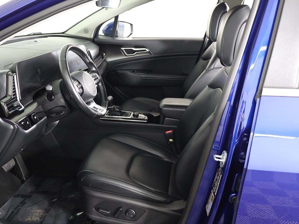Used 2023 Kia Sportage EX FWD image 30