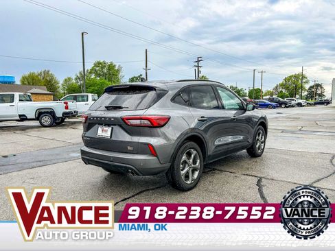 Used 2025 Ford Escape ST-Line AWD/4WD image 7