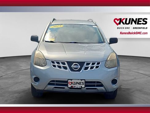 Used 2015 Nissan Rogue S w/ Convenience Package AWD/4WD image 3