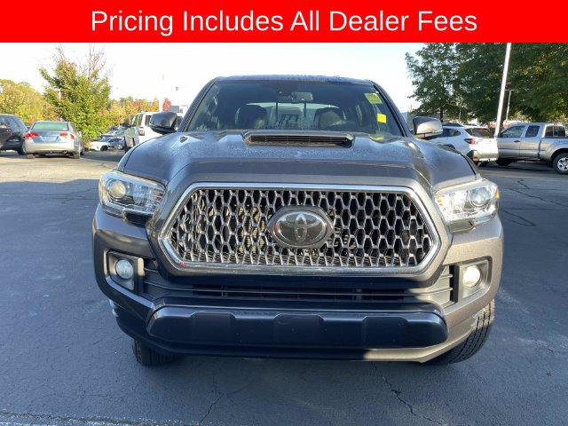 Used 2018 Toyota Tacoma TRD Sport AWD/4WD image 13