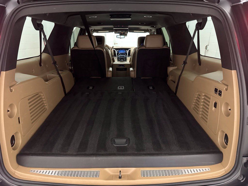 Used 2018 Cadillac Escalade ESV Platinum AWD/4WD image 8