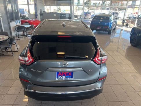 Used 2017 Nissan Murano SV image 7