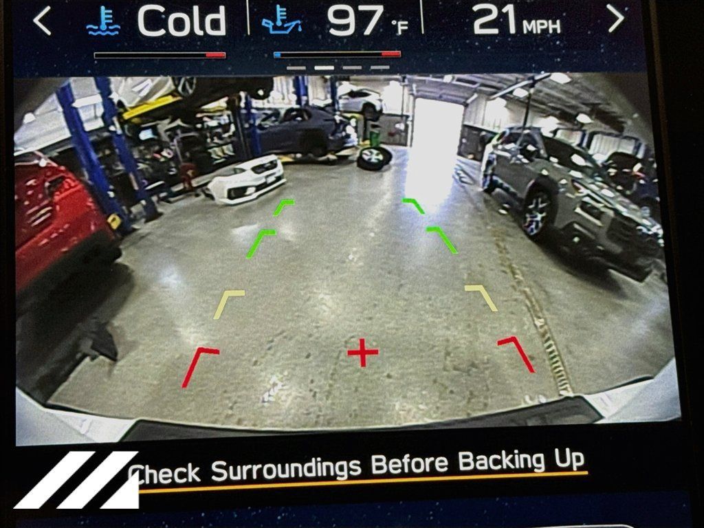Used 2025 Subaru Outback Premium AWD/4WD image 15