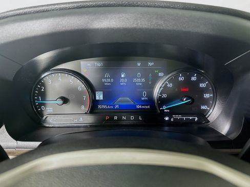 Used 2022 Ford Explorer Limited w/ Equipment Group 301A RWD image 19