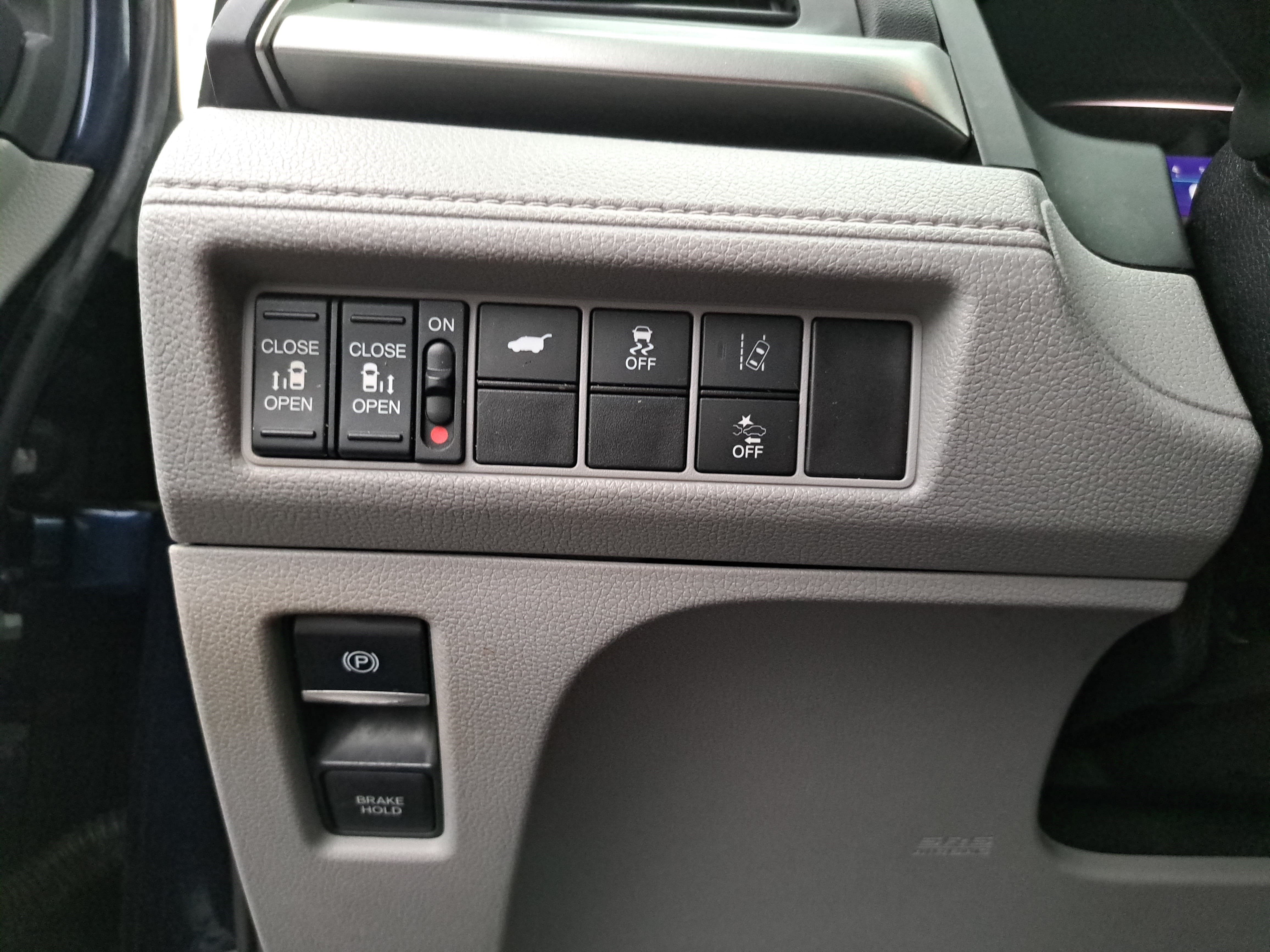 Used 2018 Honda Odyssey EX-L image 25