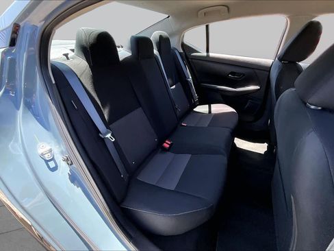 Used 2025 Nissan Sentra SV FWD image 19