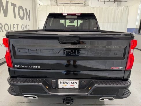 Used 2024 Chevrolet Silverado 1500 RST w/ Convenience Package II AWD/4WD image 33