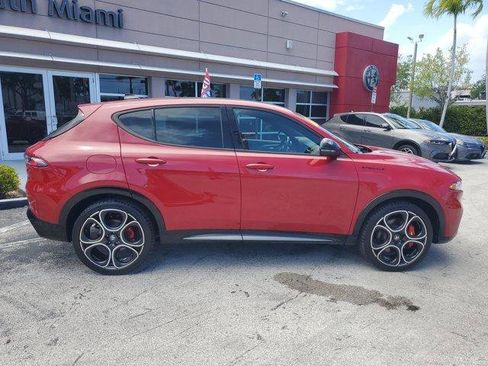 Used 2024 Alfa Romeo Tonale Speciale AWD/4WD image 8
