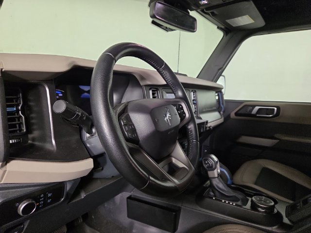 Used 2023 Ford Bronco Wildtrak AWD/4WD image 13