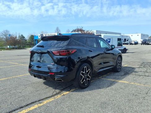 Used 2024 Chevrolet Blazer RS w/ Driver Confidence II Package FWD image 4