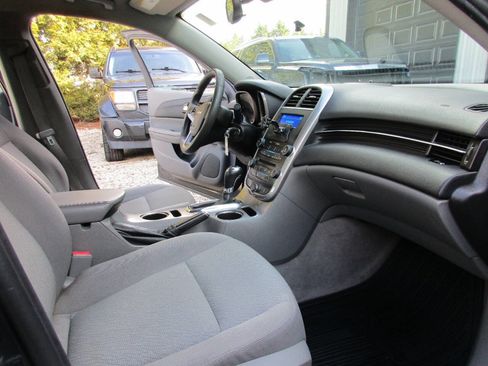 Used 2014 Chevrolet Malibu LS image 6
