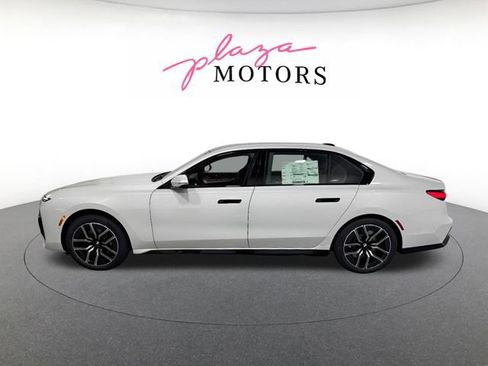 New 2026 BMW 760i xDrive w/ Luxury Rear Seating Package AWD/4WD image 2