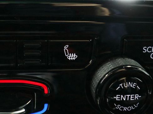 Used 2024 Jeep Grand Cherokee Altitude image 4