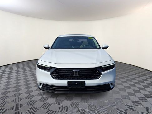 Used 2023 Honda Accord EX image 2