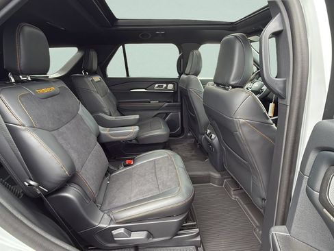 New 2026 Ford Explorer Tremor w/ Tremor Ultimate Package AWD/4WD image 18