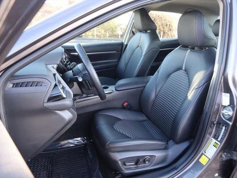 Certified 2024 Toyota Camry SE image 9