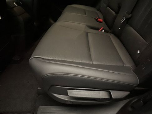 Certified 2025 Hyundai Santa Fe SEL image 12