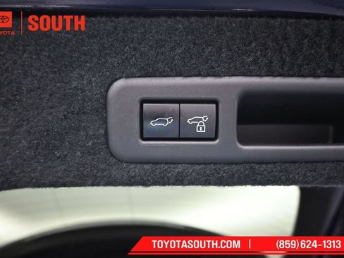 Used 2022 Lexus RX 350 AWD w/ Luxury Package image 32