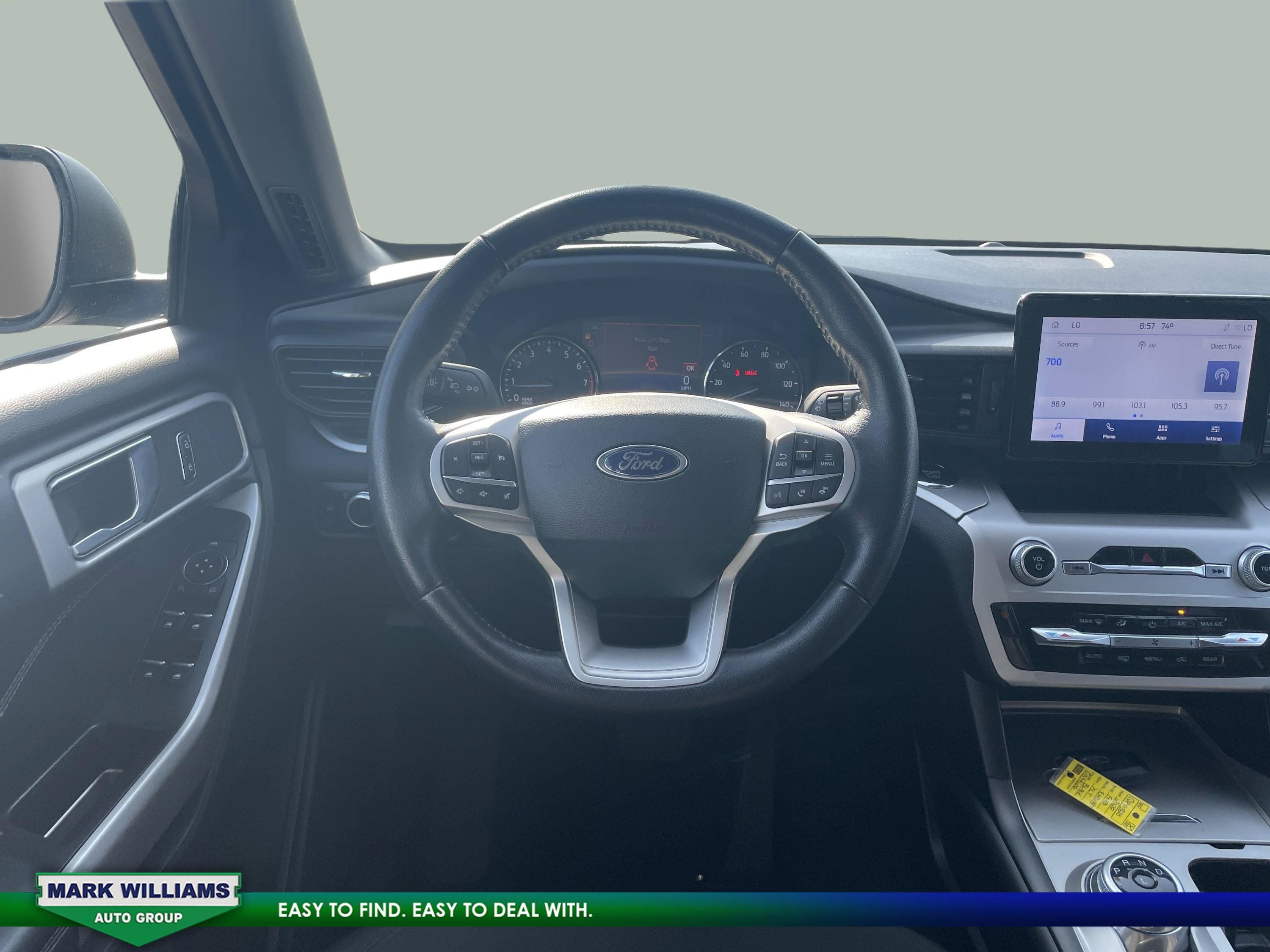 Used 2022 Ford Explorer XLT AWD/4WD image 31