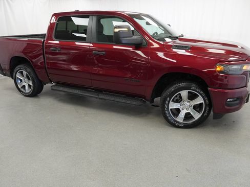 Certified 2025 RAM 1500 Tradesman AWD/4WD image 11