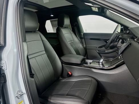 Used 2026 Land Rover Range Rover Evoque Dynamic SE AWD/4WD image 27