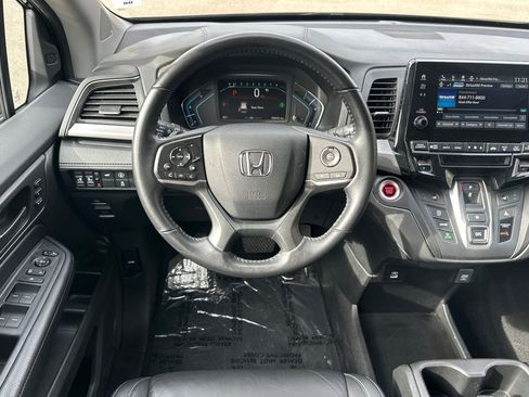 Used 2024 Honda Odyssey EX-L image 16