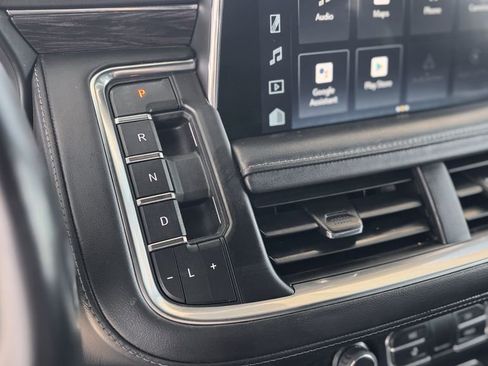 Used 2022 Chevrolet Suburban Z71 w/ Z71 Off-Road Package image 22