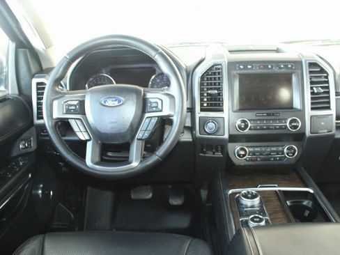 Used 2020 Ford Expedition Max Platinum image 2