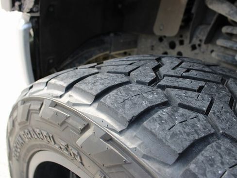 Used 2022 Ford F150 XLT w/ Equipment Group 302A High image 11