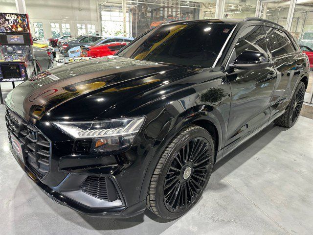 Used 2020 Audi Q8 Prestige AWD/4WD image 1