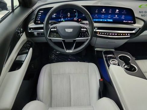 Used 2024 Cadillac Lyriq Luxury w/ LPO, Floor Liner Package AWD/4WD image 38