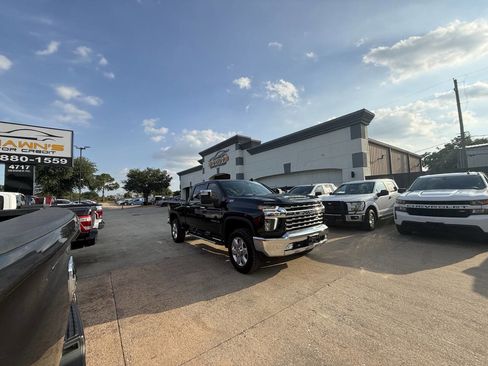 Used 2021 Chevrolet Silverado 2500 LTZ w/ LTZ Convenience Package AWD/4WD image 44