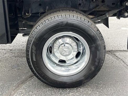 Used 2024 RAM 3500 Big Horn image 13