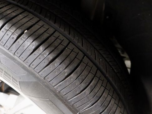 Certified 2024 Hyundai Tucson SEL FWD image 24