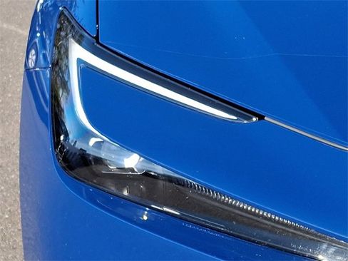 Certified 2023 Toyota Prius Limited image 9