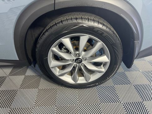 Used 2022 INFINITI QX50 Essential image 34