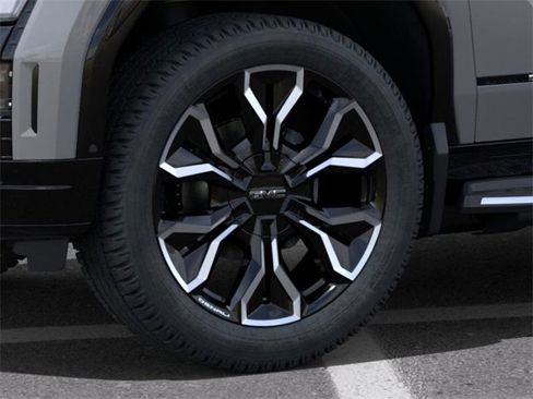 New 2025 GMC Sierra EV Denali image 9