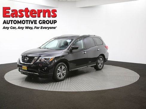 Used 2019 Nissan Pathfinder SV image 56