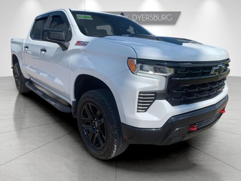 Used 2022 Chevrolet Silverado 1500 LT Trail Boss w/ Convenience Package II AWD/4WD image 1