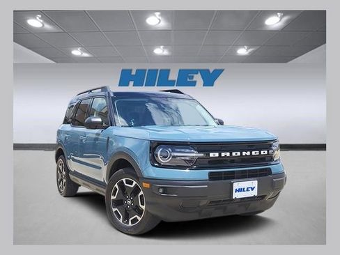Used 2021 Ford Bronco Sport Outer Banks w/ Outer Banks Package (96D) AWD/4WD image 1